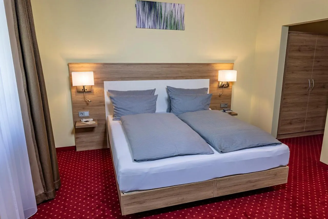 Hotel Konradp Holzkirchen Holzkirchen  3*, Holzkirchen (Miesbach)