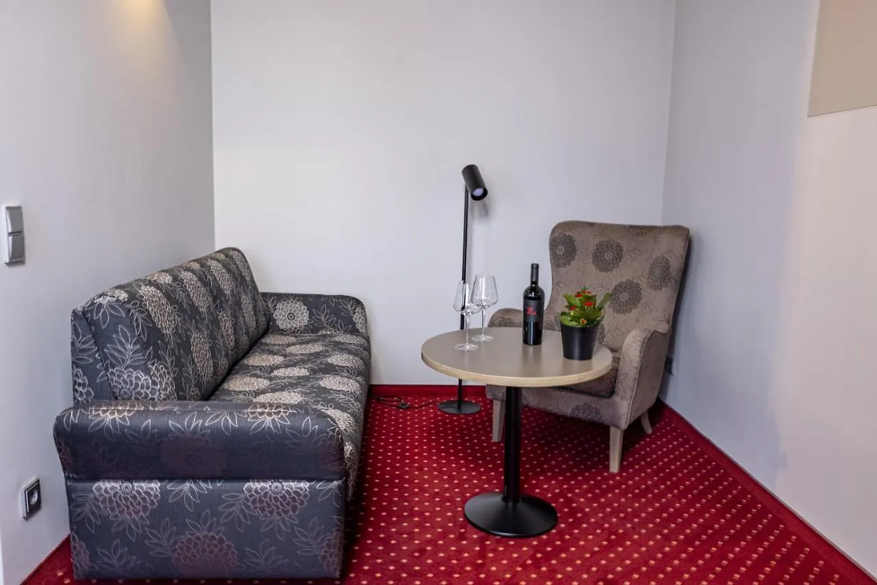 Hotel Konradp Holzkirchen Holzkirchen